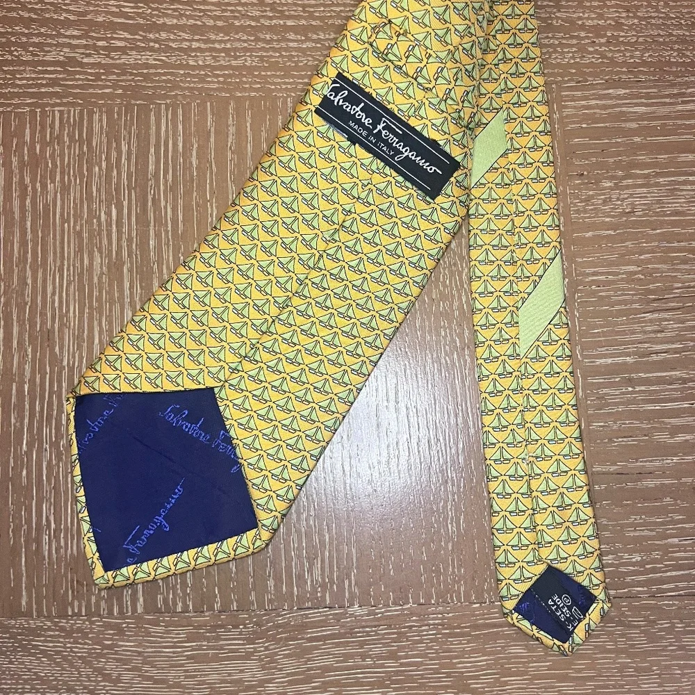 Salvatore Ferragamo Yellow 100% Silk Tie with Light Blue Sailboats - Picture 3 of 6